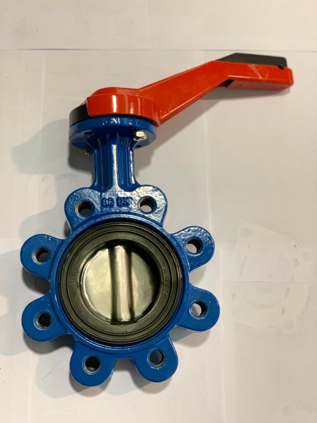 Válvula de Mariposa Lug, marca VAMEIN, Serie 517, Cuerpo Fundición Nodular, Mariposa Fundición nodular. Asiento EPDM. PN10. Actuada por palanca